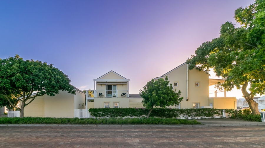 4 Bedroom Property for Sale in Thesen Islands Western Cape